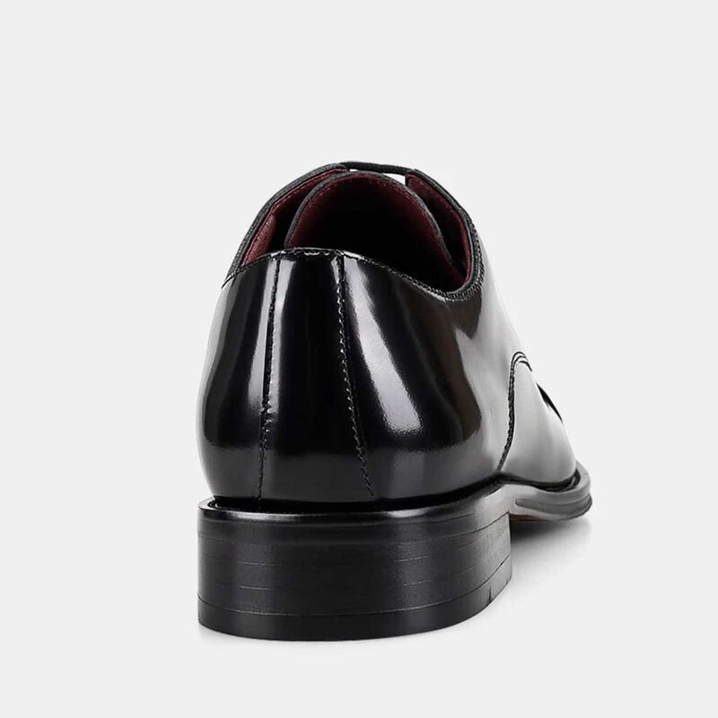 Julius Marlow Bay image number 2